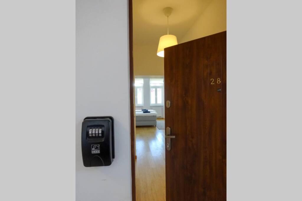 Modernes Leben L Lf28 Apartment เวียนนา ภายนอก รูปภาพ